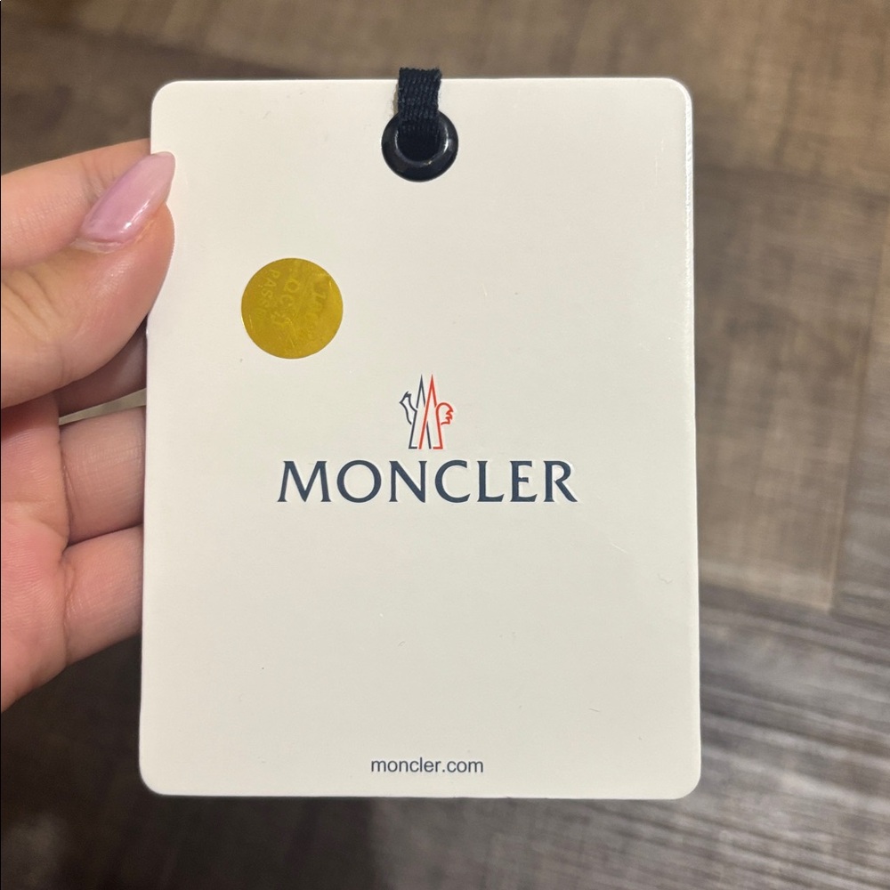 Moncler Shiny Black unisex Puffer Jacket - Picture 8 of 12